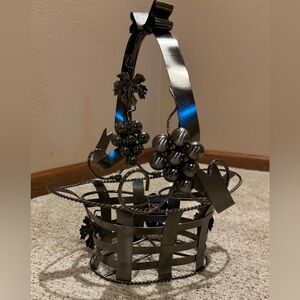 Metal Wine Basket